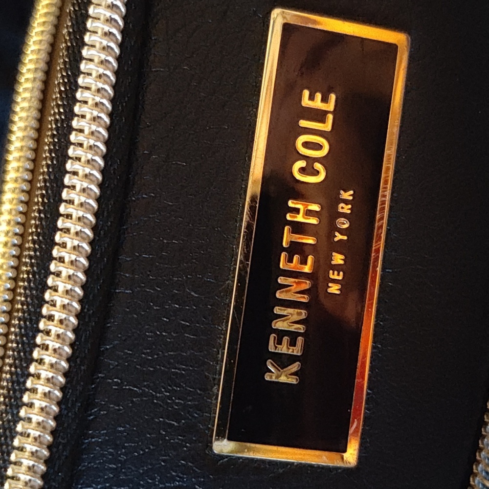 Kenneth Cole Backpack - image 6